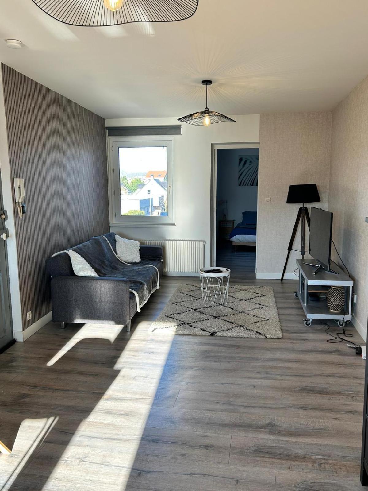 Appartement F2 Meuble Dunkirk Bagian luar foto